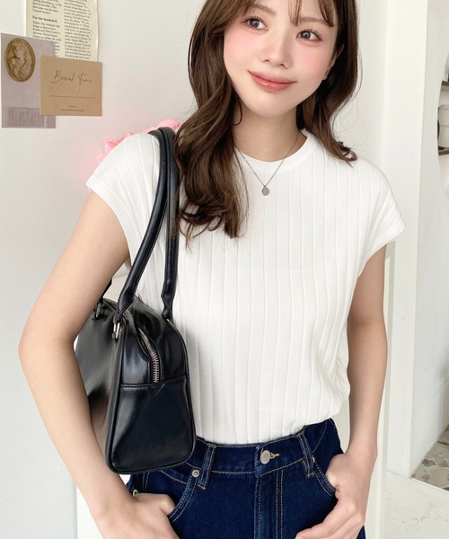 moment+（モーメントプラス）の「綿100％ワイドリブ.フレンチスリーブTシャツ（Tシャツ/カットソー・レディース・ブラック/ベージュ/オフホワイト/ライトグリーン/モカ/杢グレー/ナチュラル/カーキ/チャコールグレー/ブラウン・M/L）」の12枚目の写真