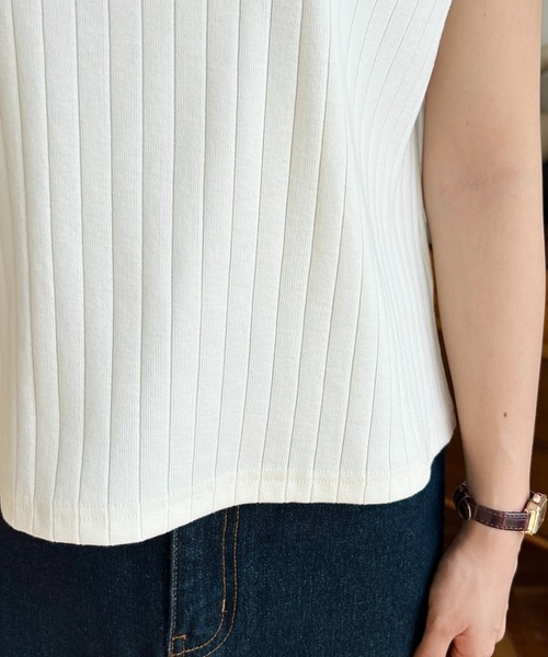 moment+（モーメントプラス）の「綿100％ワイドリブ.フレンチスリーブTシャツ（Tシャツ/カットソー・レディース・ブラック/ベージュ/オフホワイト/ライトグリーン/モカ/杢グレー/ナチュラル/カーキ/チャコールグレー/ブラウン・M/L）」の17枚目の写真