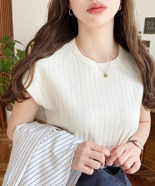 moment+（モーメントプラス）の「綿100％ワイドリブ.フレンチスリーブTシャツ（Tシャツ/カットソー・レディース・ブラック/ベージュ/オフホワイト/ライトグリーン/モカ/杢グレー/ナチュラル/カーキ/チャコールグレー/ブラウン・M/L）」の18枚目の写真