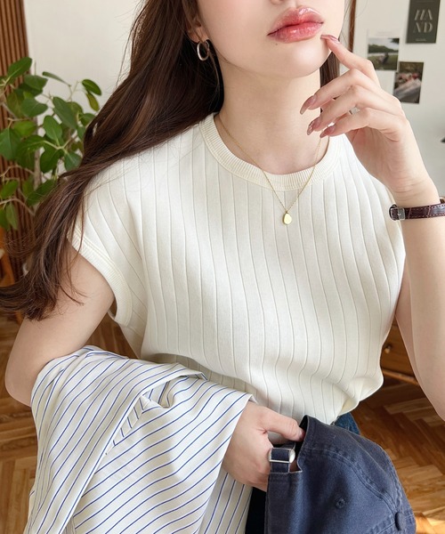 moment+（モーメントプラス）の「綿100％ワイドリブ.フレンチスリーブTシャツ（Tシャツ/カットソー・レディース・ブラック/ベージュ/オフホワイト/ライトグリーン/モカ/杢グレー/ナチュラル/カーキ/チャコールグレー/ブラウン・M/L）」の21枚目の写真