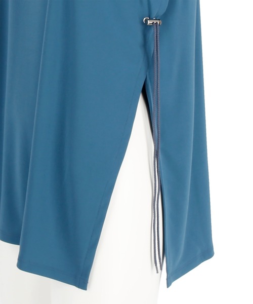 G.V.G.V.(ジーヴィージーヴィー)の「SADE SLIT TOP(Tシャツ/カットソー・レディース・ブルー/ブラック・ONE SIZE)」の8枚目の写真