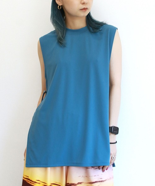 G.V.G.V.(ジーヴィージーヴィー)の「SADE SLIT TOP(Tシャツ/カットソー・レディース・ブルー/ブラック・ONE SIZE)」の10枚目の写真