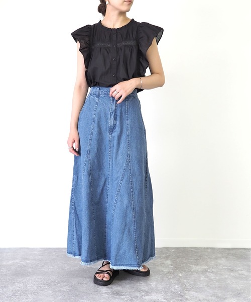 Riberry(リベリー)の「レース切替ラッフルノースリブラウス(シャツ/ブラウス・レディース・ブラック/オフホワイト・MEDIUM)」の20枚目の写真