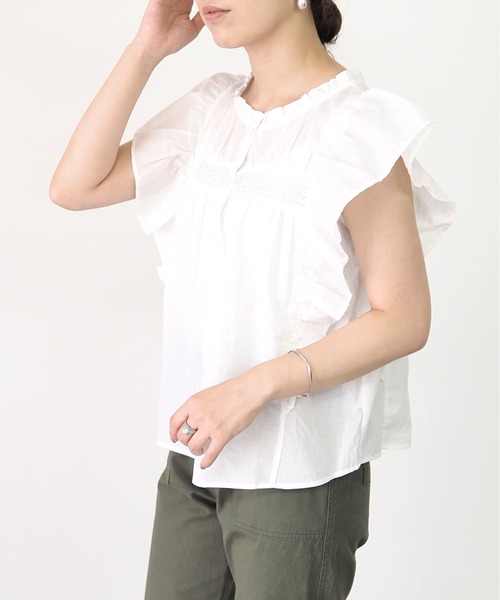 Riberry(リベリー)の「レース切替ラッフルノースリブラウス(シャツ/ブラウス・レディース・ブラック/オフホワイト・MEDIUM)」の5枚目の写真