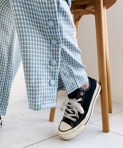 at12:03（アットイチニーゼロサン）の「サイドスリットチェックパンツ（スラックス・レディース・ベージュ/ブルー・M）」の14枚目の写真