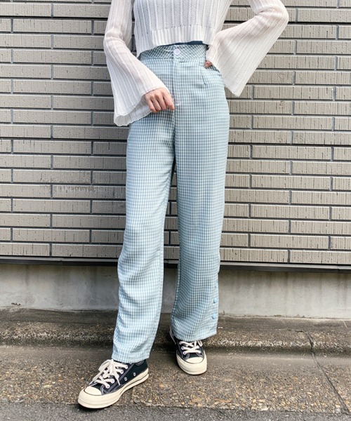 at12:03（アットイチニーゼロサン）の「サイドスリットチェックパンツ（スラックス・レディース・ベージュ/ブルー・M）」の12枚目の写真