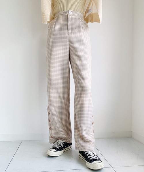 at12:03（アットイチニーゼロサン）の「サイドスリットチェックパンツ（スラックス・レディース・ベージュ/ブルー・M）」の15枚目の写真
