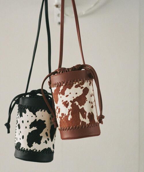 BEAUTY&YOUTH UNITED ARROWS（ビューティーアンドユースユナイテッドアローズ）の「BY ヘアー ボトル ショルダー バッグ ◆（ショルダーバッグ・レディース・ブラック/ブラウン・FREE）」の15枚目の写真