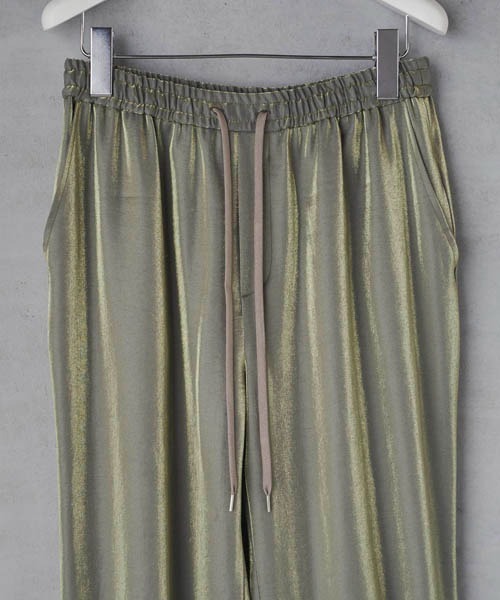 lautreamont BLEUBLANC（ロートレアモンブルーブラン）の「<lautreamont BLEUBLANC>ギラギラドロストイージーパンツ≪手洗い可能≫（その他パンツ・レディース・ブラック/カーキ/ピンク・9号/7号）」の17枚目の写真