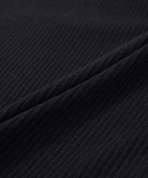 PUNYUS（プニュズ）の「カットアウトリブトップス(長袖)（Tシャツ/カットソー・レディース・ブラック/パープル/ブラウン・1/2/4/3）」の5枚目の写真