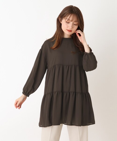 DRESKIP(ドレスキップ)の「◆イージーケアー2WAYティアードブラウス(シャツ/ブラウス・レディース・ブラック/ダークブラウン/ナチュラル/ホワイト系3/ブラック系/ピンク系・02/03)」の4枚目の写真