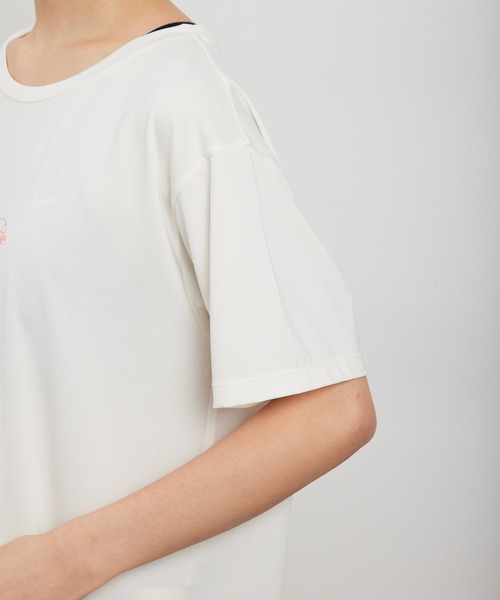 ellesse（エレッセ）の「【NERGY×ellesse】UV&吸水速乾 ロゴプリントビッグTシャツ（Tシャツ/カットソー・レディース・ホワイト/ラベンダー・FREE）」の4枚目の写真