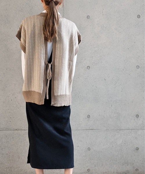 Per sist ence（パーシエンス）の「Per sist ence/パーシエンス　 アクリルへリンボーンニットベスト "ノーカラーシャツセット"（ベスト・レディース・グレー/モカ/オリーブ・FREE）」の21枚目の写真