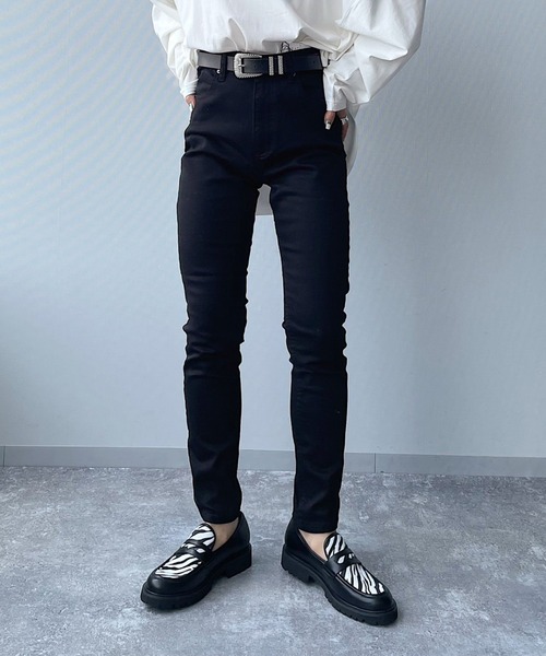 PAGEBOY(ページボーイ)の「スリムフィットジーンズ(デニムパンツ・レディース・ブラック/インディゴブルー・25inch/26inch/27inch)」の5枚目の写真