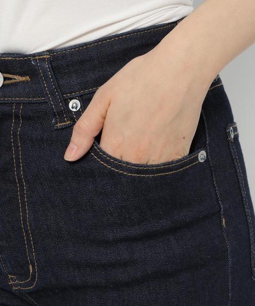PAGEBOY(ページボーイ)の「スリムフィットジーンズ(デニムパンツ・レディース・ブラック/インディゴブルー・25inch/26inch/27inch)」の15枚目の写真