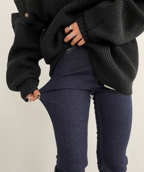 PAGEBOY(ページボーイ)の「スリムフィットジーンズ(デニムパンツ・レディース・ブラック/インディゴブルー・25inch/26inch/27inch)」の18枚目の写真