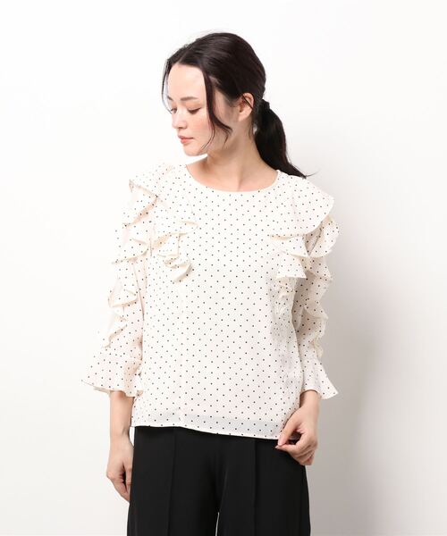 Allamanda（アラマンダ）の「フリルデザインブラウス（Tシャツ/カットソー・レディース・オフホワイト/ブラック/ホワイト系2・M）」の2枚目の写真