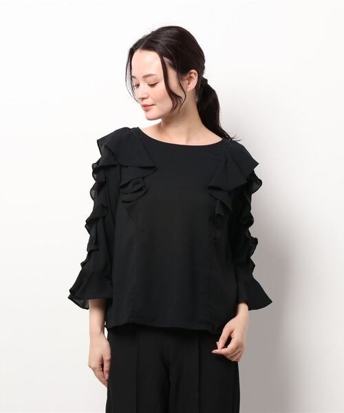 Allamanda（アラマンダ）の「フリルデザインブラウス（Tシャツ/カットソー・レディース・オフホワイト/ブラック/ホワイト系2・M）」の3枚目の写真