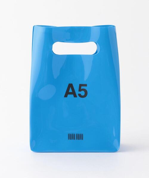 NaNa-NaNa（ナナナナ）の「＜nana-nana＞ A5 PVC OPQ BAG/バッグ（ショルダーバッグ・メンズ・ブラック/コバルトブルー・FREE）」の2枚目の写真