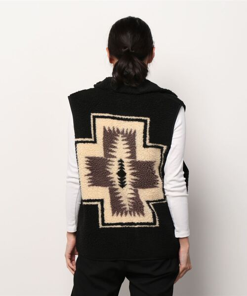PENDLETON(ペンドルトン)の「PENDLETON/ペンドルトン ボア スタンド ベスト BOA STAND VEST(ベスト・レディース・アイボリー/キャメル/ブラック・S)」の13枚目の写真