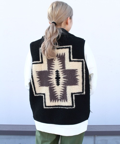 PENDLETON(ペンドルトン)の「PENDLETON/ペンドルトン ボア スタンド ベスト BOA STAND VEST(ベスト・レディース・アイボリー/キャメル/ブラック・S)」の16枚目の写真