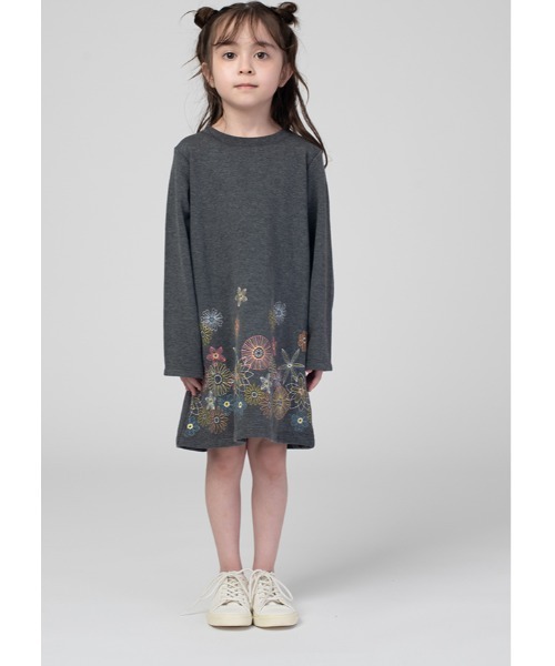 Design Tshirts Store graniph（デザイン　ティーシャツ　ストア　グラニフ）の「ブルームインザガーデン｜キッズエンブロイダリーワンピース（ワンピース・キッズ・グレー系その他2・130/110）」の3枚目の写真