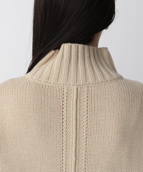 LOWRYS FARM（ローリーズファーム）の「ハイネックラウンドテール