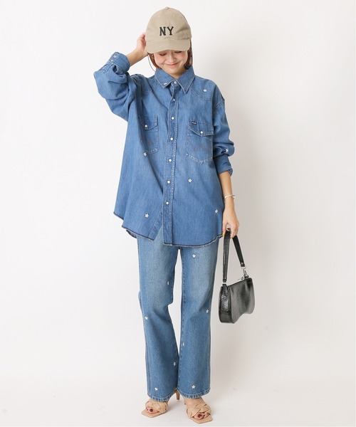 U by SPICK&SPAN(ユーバイスピックアンドスパン)の「【Wrangler/ラングラー】 Embroidery デニムシャツ◆(シャツ/ブラウス・レディース・ブルー・FREE)」の10枚目の写真