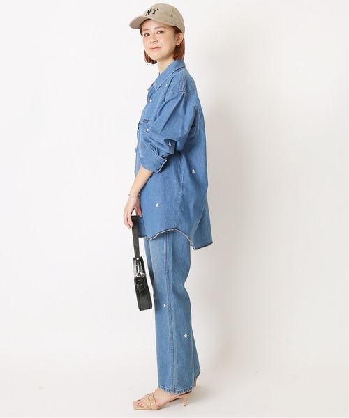 U by SPICK&SPAN(ユーバイスピックアンドスパン)の「【Wrangler/ラングラー】 Embroidery デニムシャツ◆(シャツ/ブラウス・レディース・ブルー・FREE)」の19枚目の写真