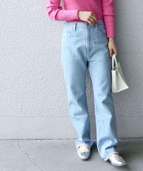 SHIPS any（シップス エニィ）の「SHIPS any:〈ウォッシャブル〉フレア デニムパンツ［SHIPS any DENIM］（デニムパンツ・レディース・ライトブルー/ブルー・40/38/36）」の17枚目の写真