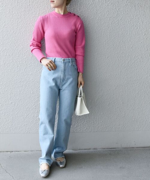 SHIPS any（シップス エニィ）の「SHIPS any:〈ウォッシャブル〉フレア デニムパンツ［SHIPS any DENIM］（デニムパンツ・レディース・ライトブルー/ブルー・40/38/36）」の20枚目の写真