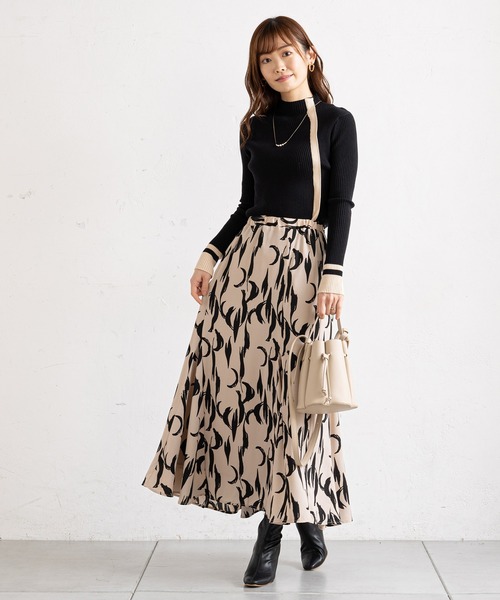 prose verse（プロズヴェール）の「モノトーン幾何柄マーメイドスカート（スカート・レディース・ベージュ/ブラック・MEDIUM）」の3枚目の写真