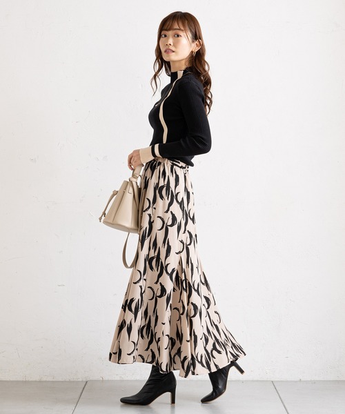 prose verse（プロズヴェール）の「モノトーン幾何柄マーメイドスカート（スカート・レディース・ベージュ/ブラック・MEDIUM）」の5枚目の写真
