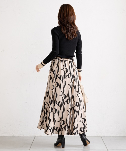 prose verse（プロズヴェール）の「モノトーン幾何柄マーメイドスカート（スカート・レディース・ベージュ/ブラック・MEDIUM）」の6枚目の写真