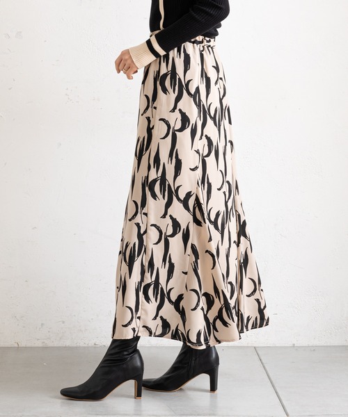 prose verse（プロズヴェール）の「モノトーン幾何柄マーメイドスカート（スカート・レディース・ベージュ/ブラック・MEDIUM）」の8枚目の写真