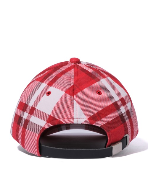 A BATHING APE チェック　キャップ A BATHING APE（アベイシングエイプ）の「BAPE CHECK GIFT APE HEAD