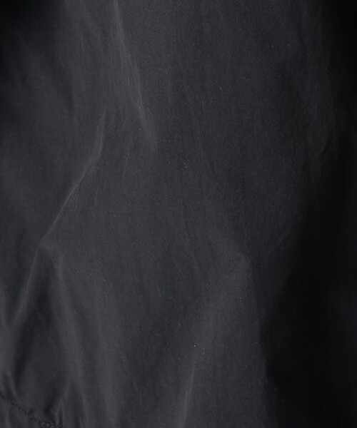 TOMORROWLAND （トゥモローランド）の「ポリエステルナイロンタフタ フーデッドブルゾン（ブルゾン・レディース・ブルー/チャコールグレー/ホワイト・36）」の16枚目の写真