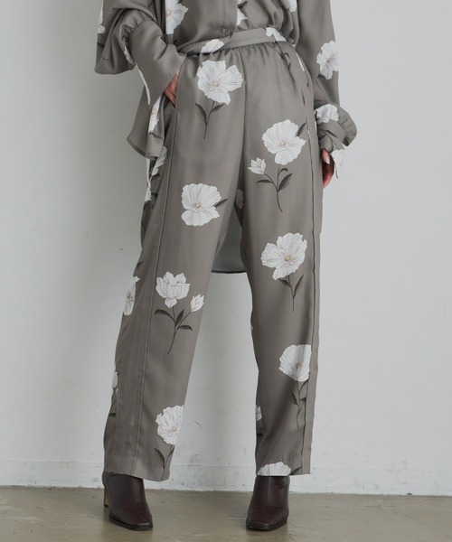 新品 La Belle Etude POPPY パンツ LA BELLE ETUDE（ラベルエチュード）の「POPPY Gパンツ