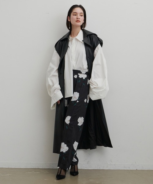 LA BELLE ETUDE（ラベルエチュード）の「POPPY Gパンツ
