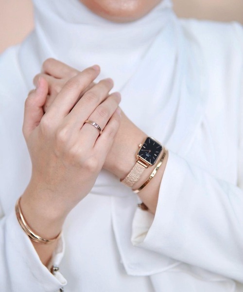 Daniel Wellington（ダニエルウェリントン）の「CLASSIC RING　ローズゴールド（リング・レディース・ゴールド・21/9/19/7/29/13.5/16/25/11.5/23/17.5/27）」の7枚目の写真