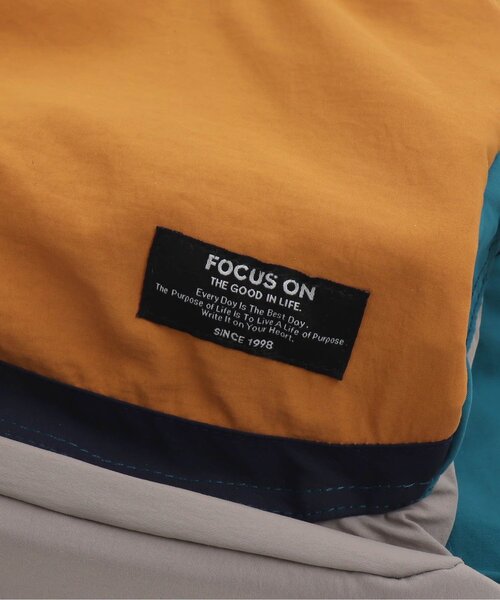 BREEZE（ブリーズ）の「FOスマイルバックパック（バックパック/リュック・キッズ・グレー/ベージュ/ターコイズブルー/レインボー・MEDIUM/SMALL）」の6枚目の写真