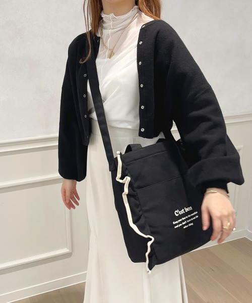 apres jour（アプレジュール）の「フリル2WAYBAG【ZOZOTOWN限定アイテム】（ショルダーバッグ・レディース・ブラック/アイボリー・FREE）」の11枚目の写真