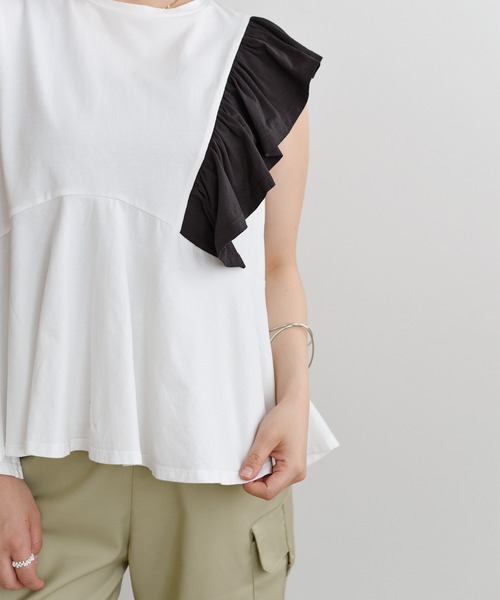 palm RICHE(ポームリシュ)の「バイカラーアシメTOPS(Tシャツ/カットソー・レディース・ブラック/オフホワイト/カーキ・M)」の4枚目の写真