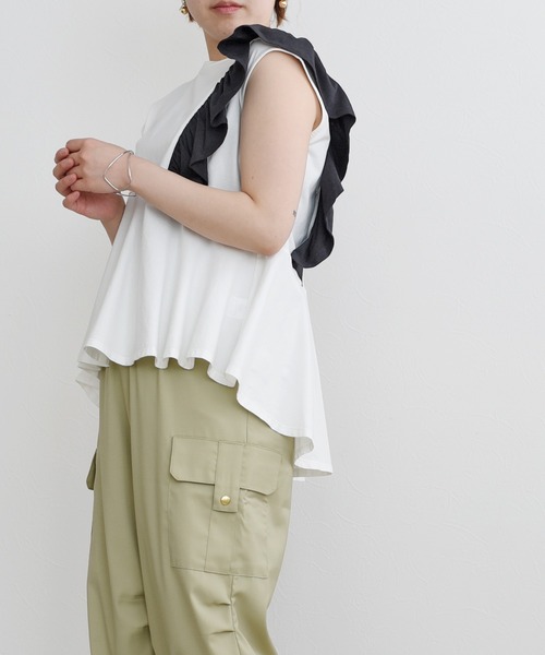 palm RICHE(ポームリシュ)の「バイカラーアシメTOPS(Tシャツ/カットソー・レディース・ブラック/オフホワイト/カーキ・M)」の12枚目の写真