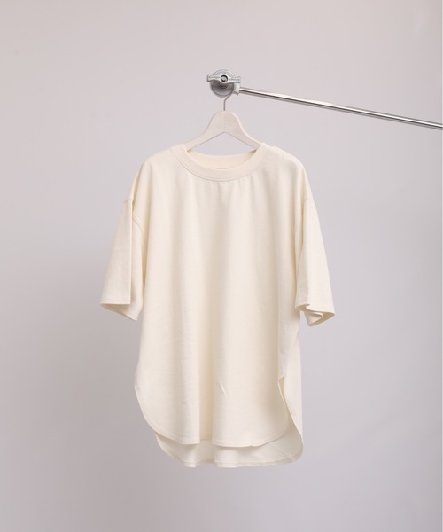 ap retro（アプレトロ）の「【USAコットン】高見え上質 / ラウンドヘムサイドスリットTシャツ（Tシャツ/カットソー・レディース・ホワイト/アイボリー/ブラック/スミクロ/ネイビー×ホワイト/グレー×ホワイト・FREE）」の13枚目の写真