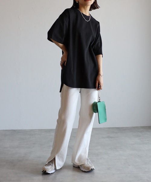 ap retro（アプレトロ）の「【USAコットン】高見え上質 / ラウンドヘムサイドスリットTシャツ（Tシャツ/カットソー・レディース・ホワイト/アイボリー/ブラック/スミクロ/ネイビー×ホワイト/グレー×ホワイト・FREE）」の14枚目の写真