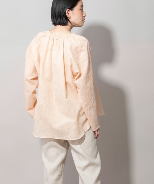 Munich(ミューニック)の「オーガニックコットンリップルシャーリングブラウス(シャツ/ブラウス・レディース・ホワイト/ブラック/ライトグリーン/ベビーピンク・FREE)」の11枚目の写真