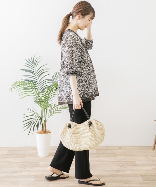 URBAN RESEARCH Sonny Label（アーバンリサーチサニーレーベル）の「オリエンタルフラワーMIXコットンブラウス（シャツ/ブラウス・レディース・ブラック/グリーン/ブルー・FREE）」の12枚目の写真