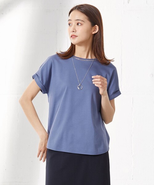 J.PRESS(ジェイプレス)の「【UVケア・接触冷感】コンパクトコットンスムース フレンチスリーブ カットソー(Tシャツ/カットソー・レディース・ホワイト系/グレー系/ベージュ系/ネイビー系/ブルー系/ピンク系・T13/T15)」の5枚目の写真