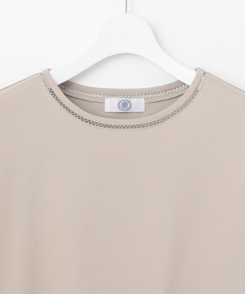 J.PRESS(ジェイプレス)の「【UVケア・接触冷感】コンパクトコットンスムース フレンチスリーブ カットソー(Tシャツ/カットソー・レディース・ホワイト系/グレー系/ベージュ系/ネイビー系/ブルー系/ピンク系・T13/T15)」の20枚目の写真